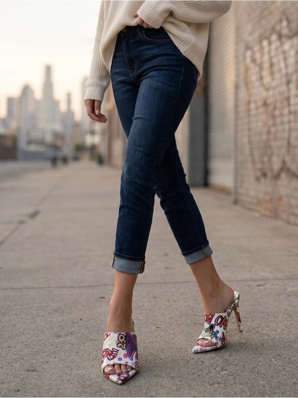 Cape Robbin Graffiti Print Pointed Toe Mule Heels Size 7 NIB Street Art Stiletto - Picture 8 of 11
